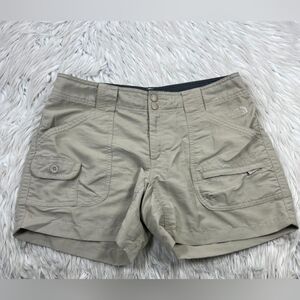 The North Face women's cargo shorts in a gray SIZE 10